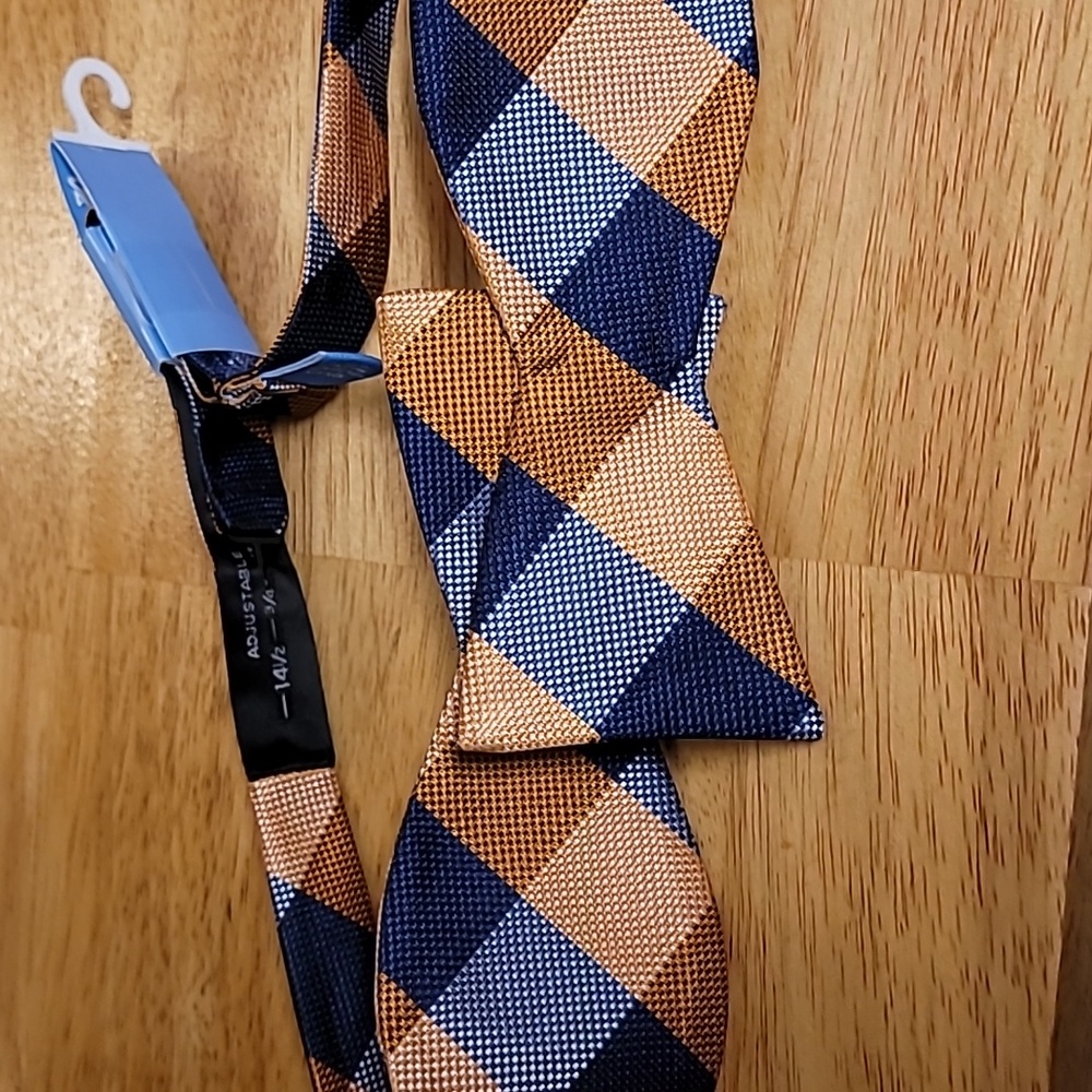 Countess Mara neck tie plaid